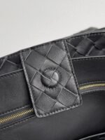 Replica Bottega Veneta Large Andiamo Bag Black - Image 5