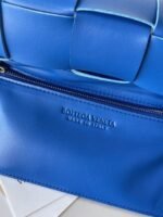 Top Quality Knockoff Bottega Veneta Cassette Bag In Blue - Image 7