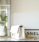 Mini Square bag - Image 9