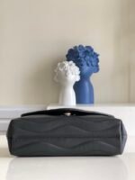 LV NEW WAVE CHAIN BAG - Image 5