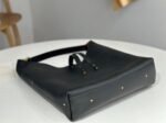 Top Quality Knockoff Previous Previous Chloe Marcie Hobo Bag in Black Grained Leather - Image 6