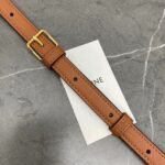 Top Quality Fake Celine Triomphe Teen Bag In Textile - Image 7