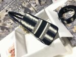 Dior Lady D-Lite Medium Bag Imitation in Blue D-Stripes Embroidery - Image 2