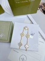 Van Cleef Vintage Alhambra Bracelet - Image 5
