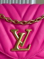 LV NEW WAVE CHAIN BAG - Image 4