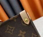 Louis Vuitton X YK Monogram Canvas Onthego MM Tote In Pumpkin - Image 9