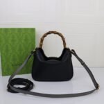 GUCCI DIANA SMALL SHOULDER BAG
