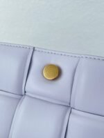 Top Quality Knockoff Bottega Veneta Padded Cassette Bag In Lilas - Image 3