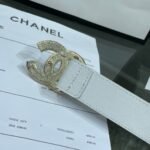 Chanel Red Patent Leather CC Logo Belt - Image 3