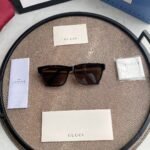 Gucci classic sunglasses
