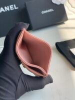 CHANEL 19 CARD HOLDER - Image 5