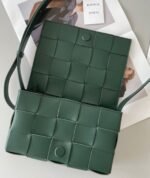 Top Quality Knockoff Bottega Veneta Cassette Bag In Raintree - Image 6