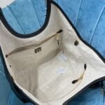 MIU Hobo bag - Image 6