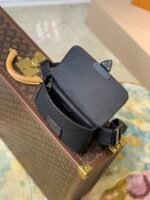 S LOCK SLING BAG - Image 8