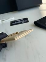 CHANEL 19  CARD HOLDER - Image 7