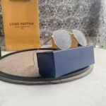 Womens Square Sunglasses - Image 2