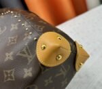 Monogram Canvas Noe Trunk PM - Image 8