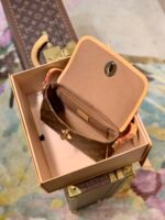 Louis Vuitton Tikal PM - Image 8