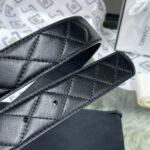 Chanel Red Patent Leather CC Logo Belt - Image 6