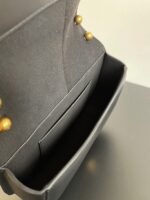 Top Quality Replica Fendi C’mon Medium Bag in Black - Image 5