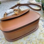 GUCCI BAMBOO 1947 JUMBO GG SMALL TOP HANDLE BAG - Image 4