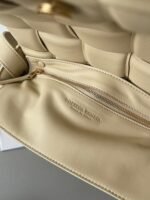 Top Quality Knockoff Bottega Veneta Padded Cassette Bag In Porridge - Image 9