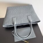 Top Quality Replica Bottega Veneta Cabat Medium Bag In Thunder Intrecciato Lambskin - Image 10