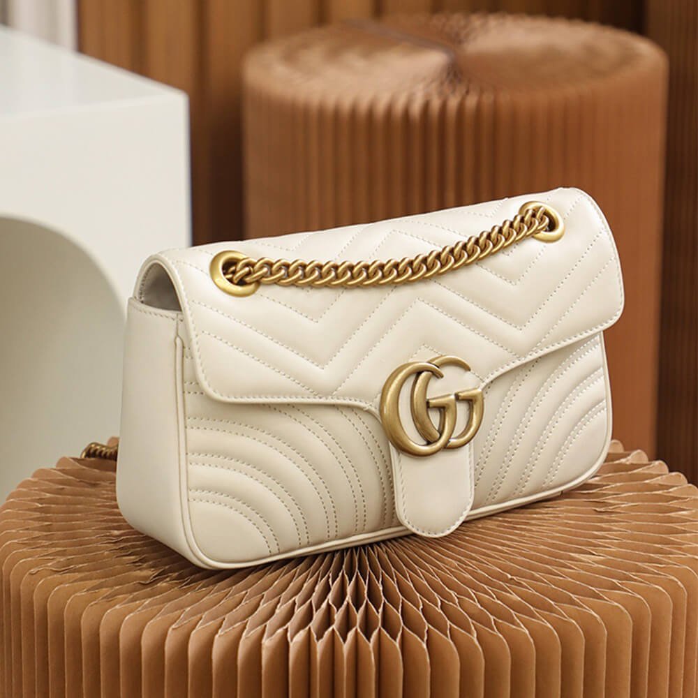 1092FD30-EF0E-32B6-9DCD-1945F9EA0D95.jpg GG Marmont small matelasse shoulder bag - Image 1