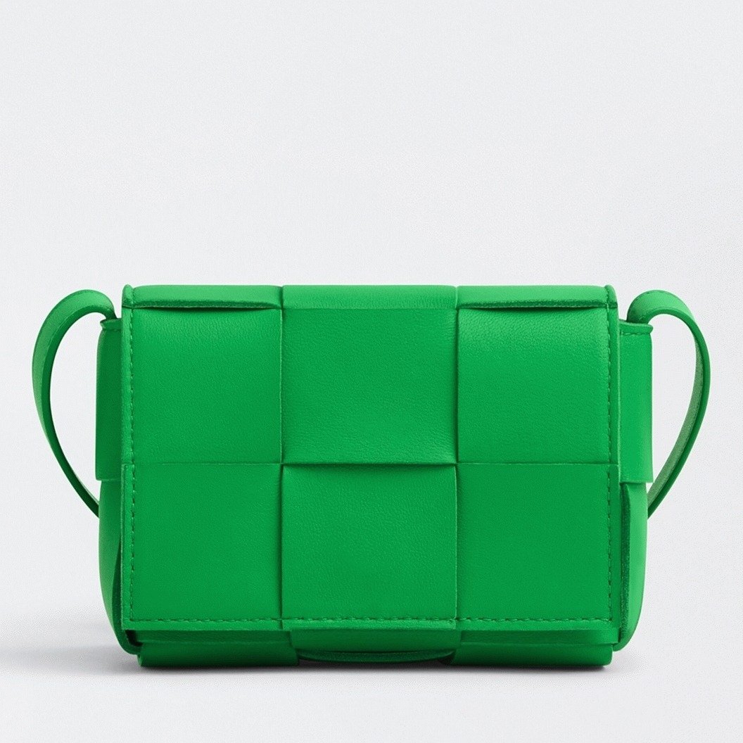 1204183D-E50F-1368-5A20-CDCFEBFB8E62.jpg Top Quality Replica Bottega Veneta Candy Cassette Bag In Parakeet - Image 1