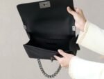 BOY CHANEL SHOULDER BAG Cow Leather - Image 6