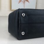 Louis Vuitton Mahina Leather Hina PM - Image 3