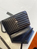 Replica Saint Laurent College Medium Chain Bag with Black - Image 7