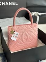 Chanel Tote In Pink