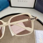 RECTANGULAR FRAME SUNGLASSES - Image 4