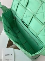 Top Quality Knockoff Bottega Veneta Cassette Bag In Fountain - Image 8