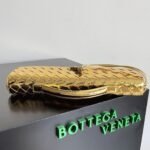 Fake Bottega Veneta Andiamo Clutch with Handle Gold - Image 4