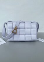 Top Quality Knockoff Bottega Veneta Padded Cassette Bag In Lilas - Image 5