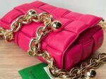Top Quality Knockoff Bottega Veneta Chain Cassette Bag In Lollipop - Image 4