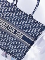 Dior Book Tote – Large - Image 4