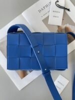 Top Quality Knockoff Bottega Veneta Cassette Bag In Blue - Image 3