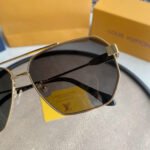 LV SUNGLASSES - Image 5