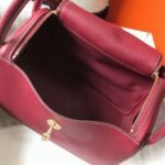Replica Hermes Lindy 30cm bag in bordeaux color - Image 3