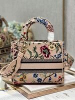 Dior Lady D-Lite Medium Bag Fake in Beige Raffia Embroidered with Dior Petites Fleurs - Image 10