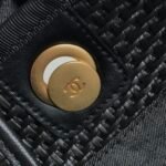 CHANEL TOTE - Image 9