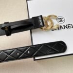 Chanel Gold Chain & Black Quilted Leather CC Belt - Image 6