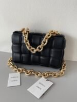 Top Quality Replica Bottega Veneta Chain Cassette Bag In Black - Image 9