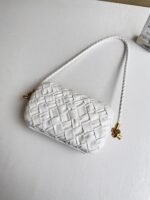 Replica Bottega Veneta Knot Minaudiere On Strap White Foulard Intreccio Leather - Image 10