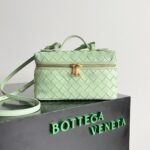 Fake Bottega Veneta Bang Bang Vanity Case Mint - Image 10