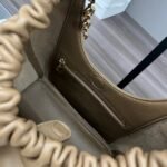 LOEWE Medium Squeeze bag in nappa lambskin - Image 7