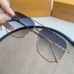 Womens Square Sunglasses - Image 6